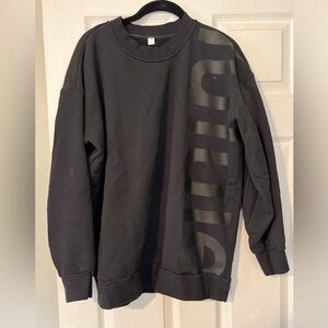 Lululemon Ladies Black Sweatshirt Size 6